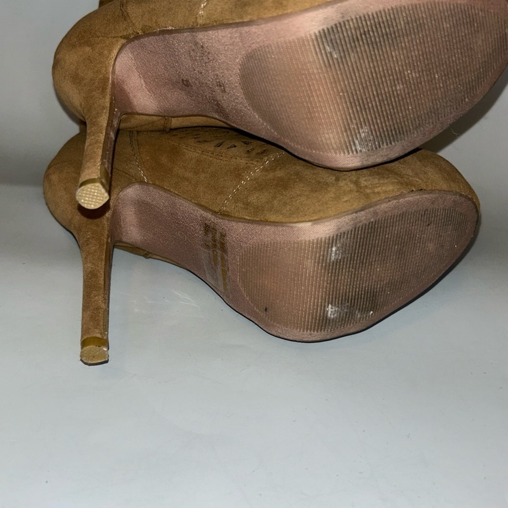 Pre loved Wild Diva  platform laced heel booties - Picture 4 of 4